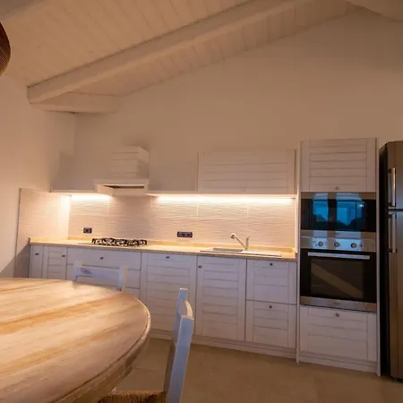 Aparthotel Enaja - Luxury Retreat Budoni