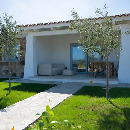 Aparthotel Enaja - Luxury Retreat Budoni