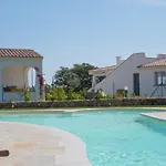Enaja - Luxury Retreat Ξενοδοχείο με διαμερίσματα Budoni