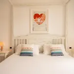 Ξενοδοχείο με διαμερίσματα Enaja - Luxury Retreat 4*