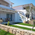 Enaja - Luxury Retreat Ξενοδοχείο με διαμερίσματα 4*