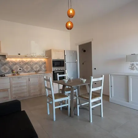 Enaja - Retreat Lägenhetshotell Budoni