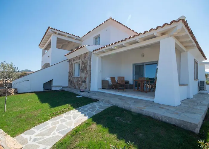Aparthotel Enaja - Luxury Retreat